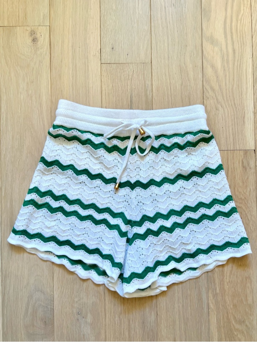 Olivaceous Preppy High Waist Knit Chevron Shirts White & Green